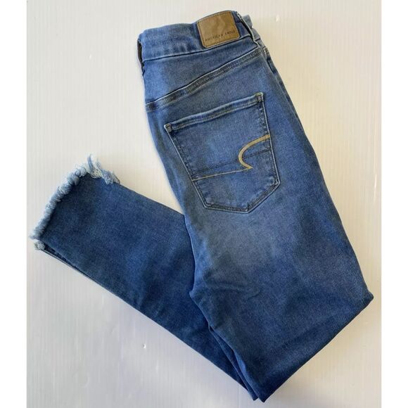 American Eagle Womens Curvy Super Hi Rise Jeggings Crop Jeans Sz 10 (28x26) - Picture 3 of 11
